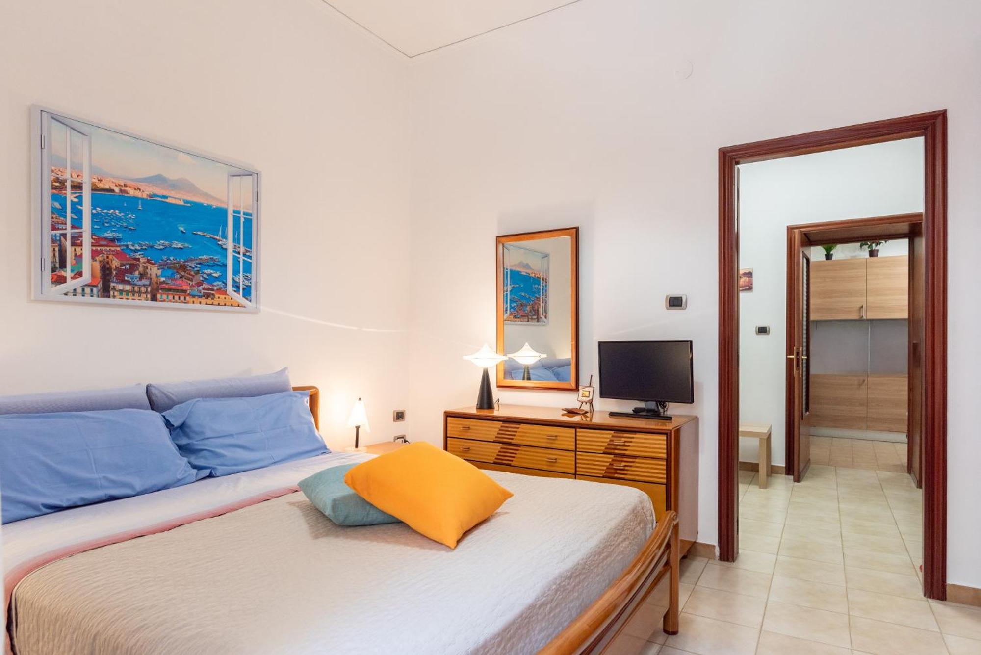 Am Apartment Napoli - Tra Il Centro E La Stazione Centrale Экстерьер фото
