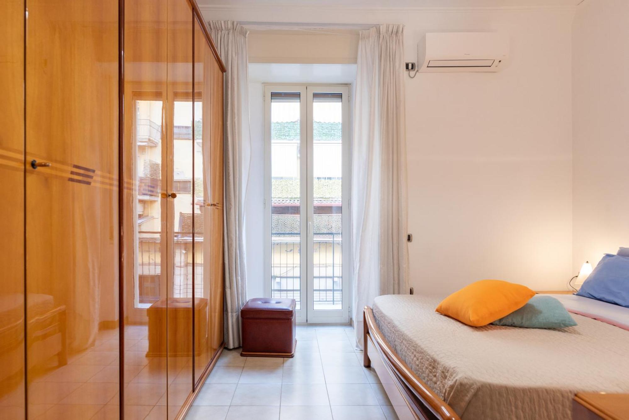 Am Apartment Napoli - Tra Il Centro E La Stazione Centrale Экстерьер фото