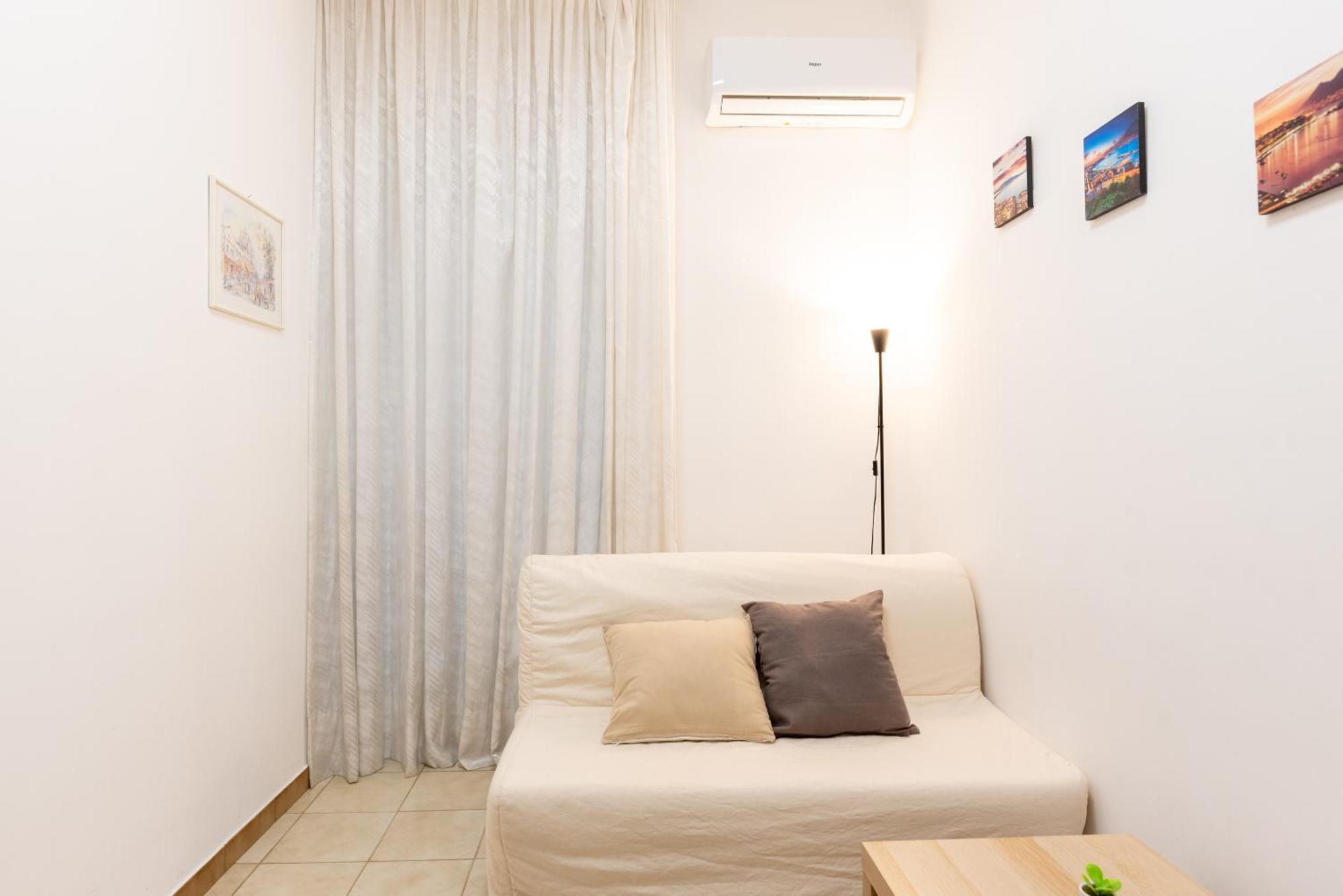 Am Apartment Napoli - Tra Il Centro E La Stazione Centrale Экстерьер фото